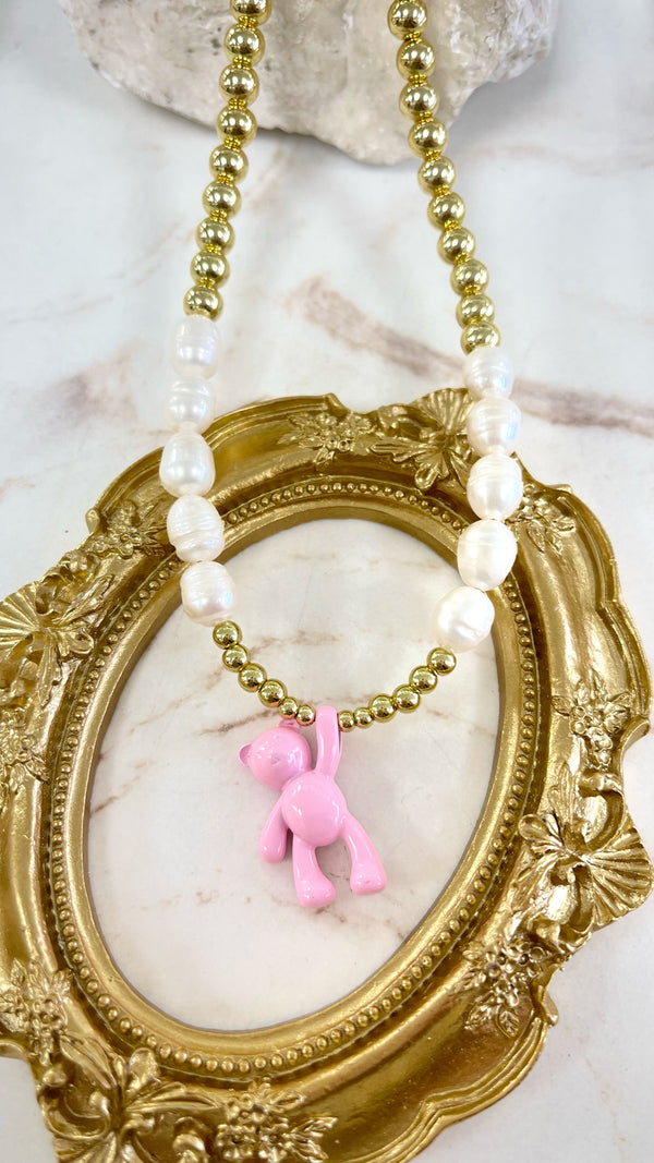 Pearls and Gold Necklace With Pink Teddy