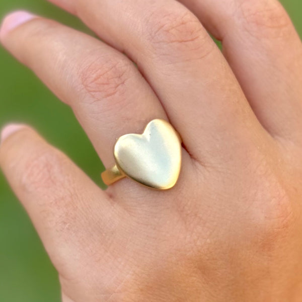 Medium Heart Gold Ring