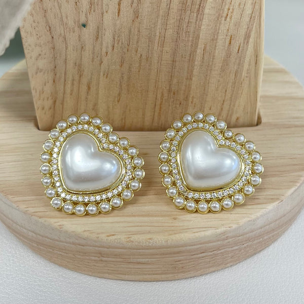 Hearts Pearls Gold Earrings
