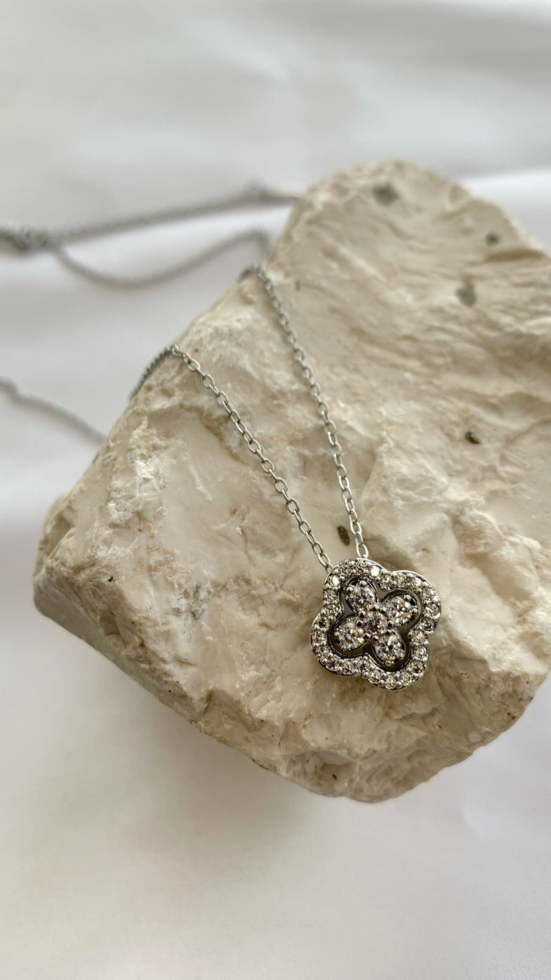 Zirconia Clover Silver Necklace
