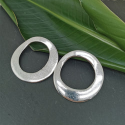 Wave Silver Hoop