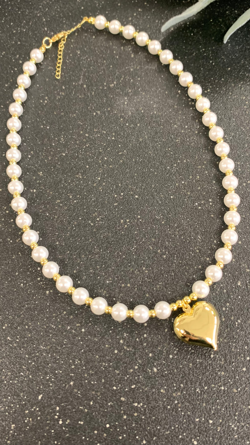 Small Globe Heart Gold Pearl Necklace