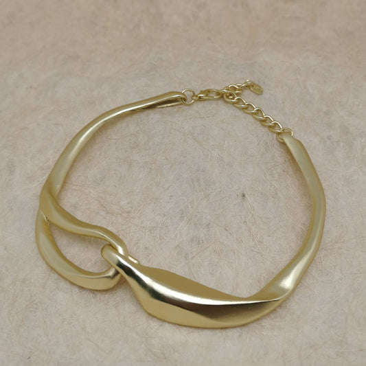 Linear Gold Necklace