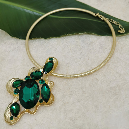 Floral Green Quartz Gold Necklace