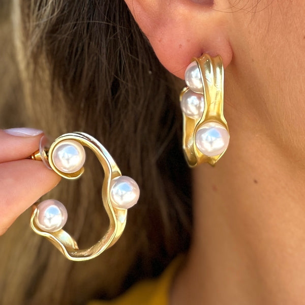 Hoop Gold Earring With Pearls