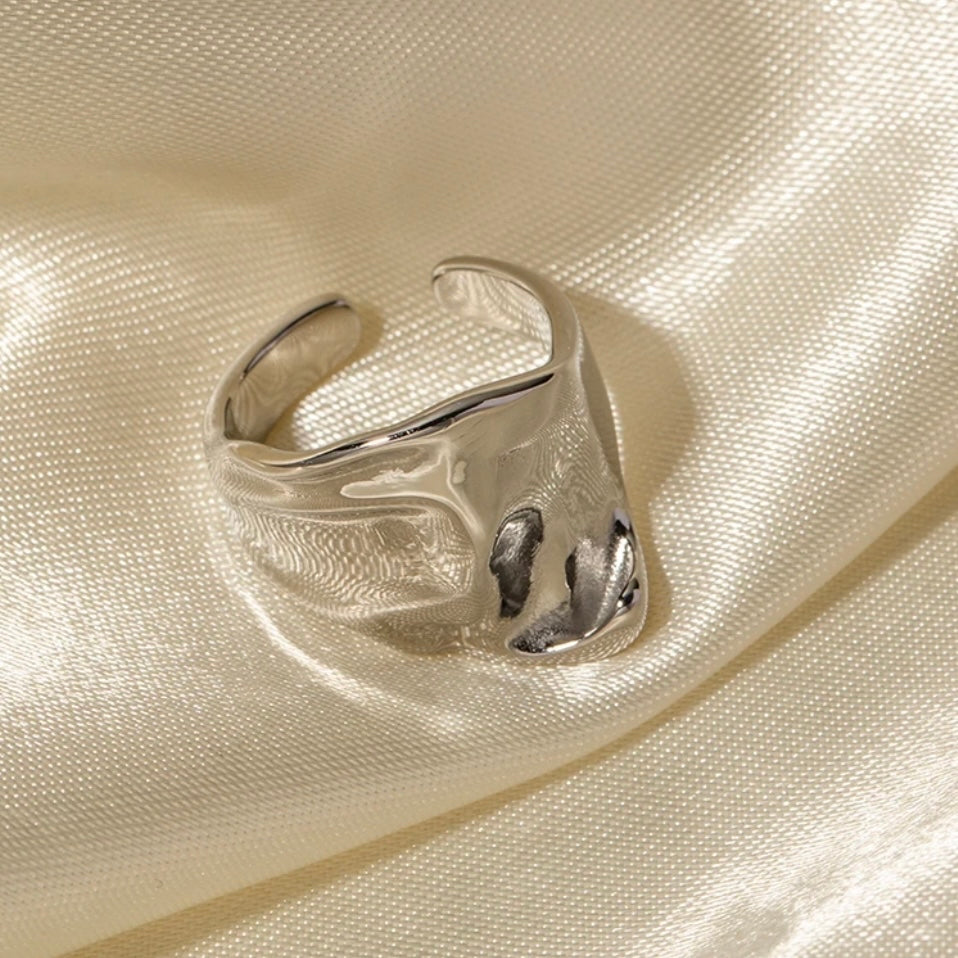 Thick Wrinkle Silver Ring