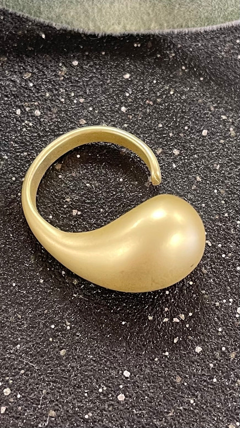 Drop Gold Ring