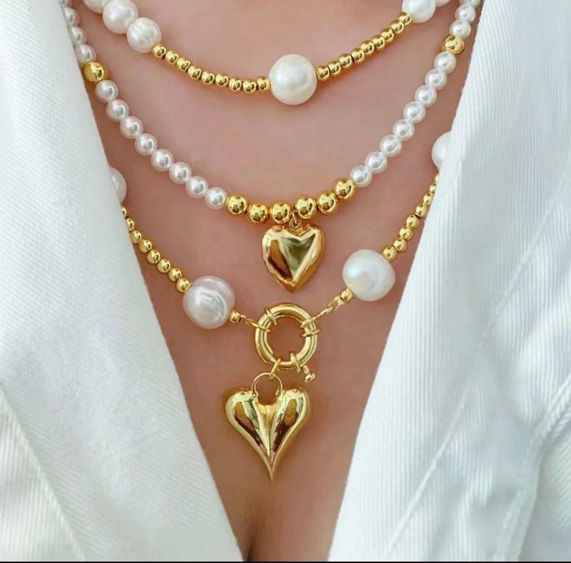 Pearls Necklace With Bubble Gold Heart