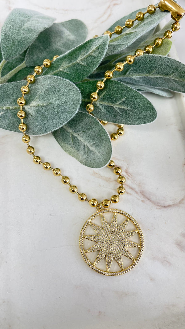 Gold Quartz Circle Necklace
