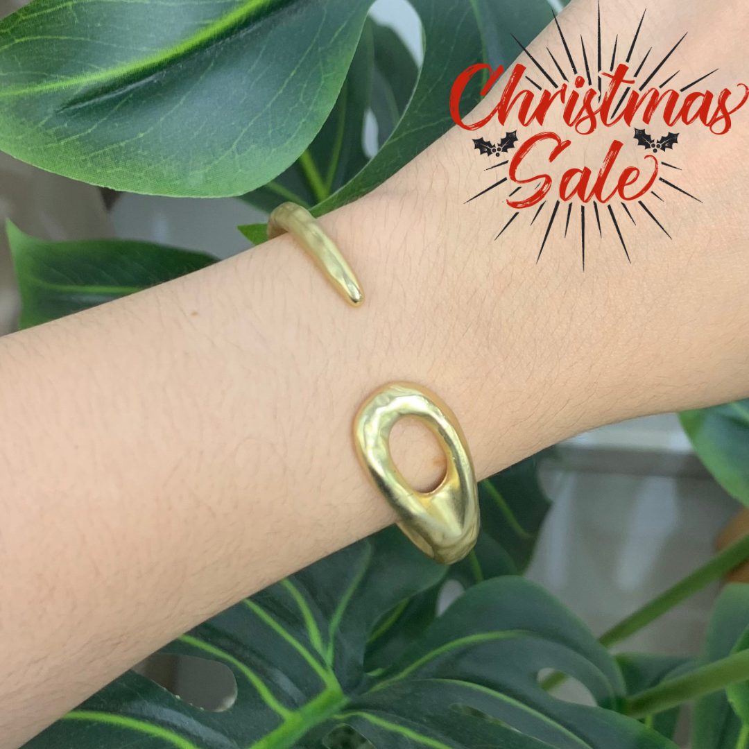 Pin Style Gold Bracelet