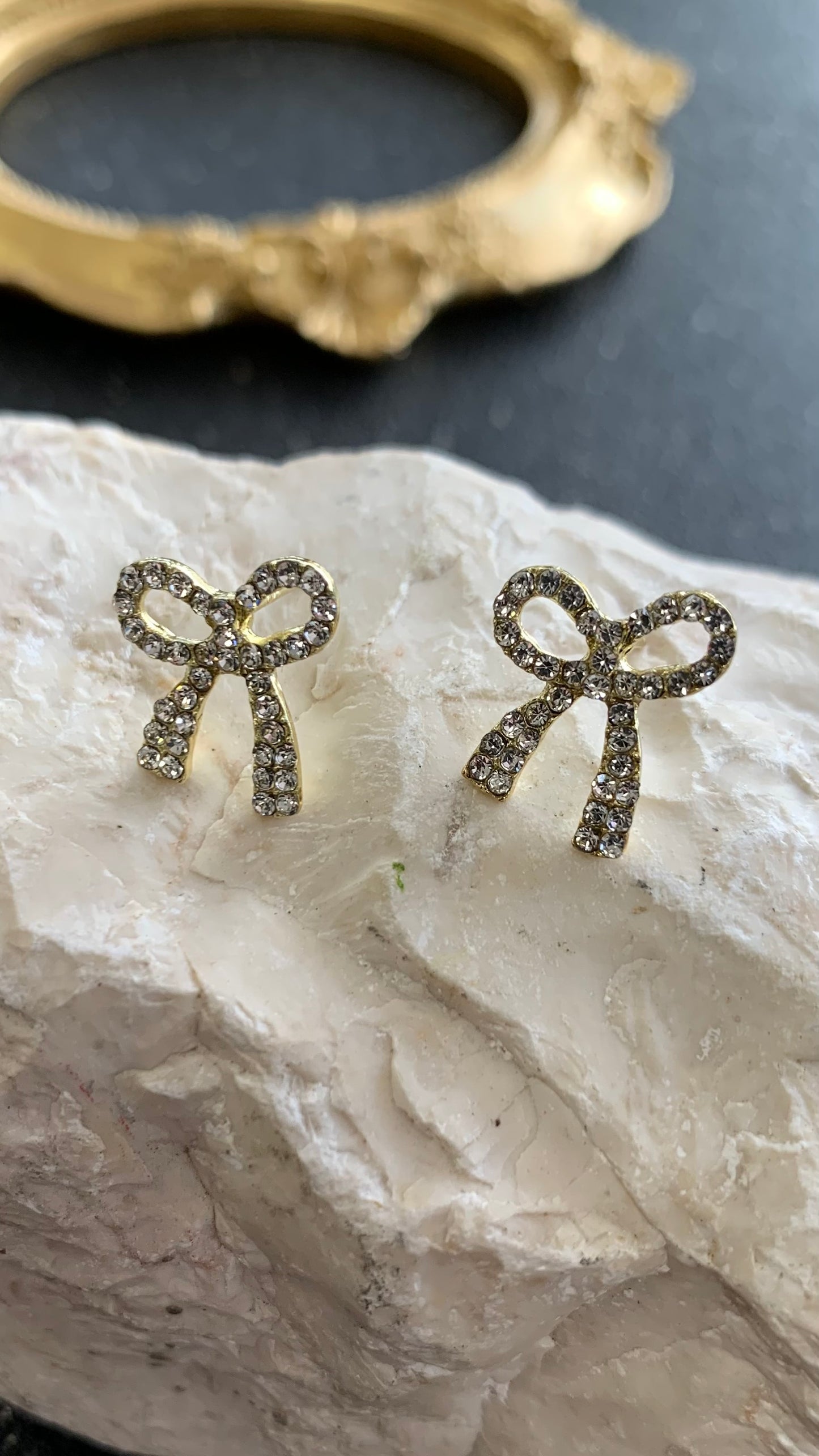 Small Zirconia Bow Gold Earrings