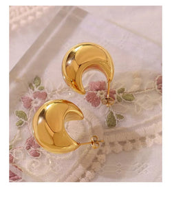 Thicker Half Moon Gold Earring