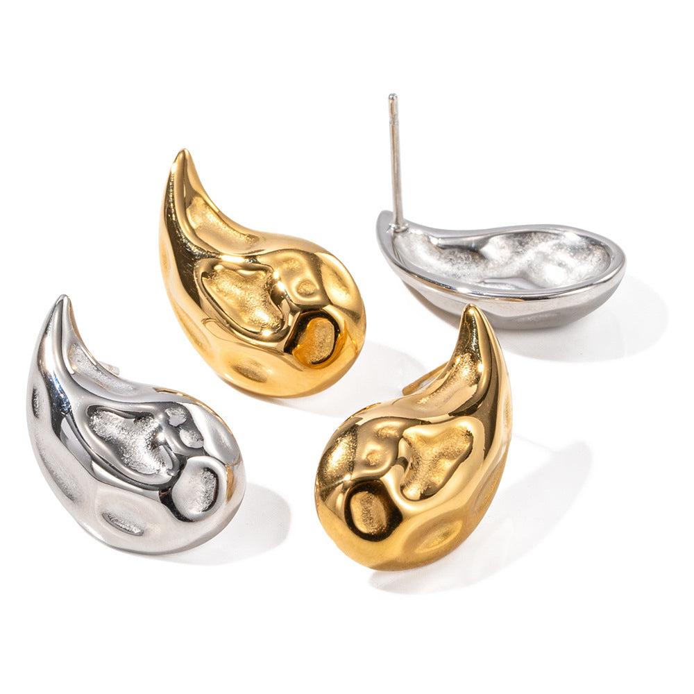 Drop Wrinkle Gold Earrings