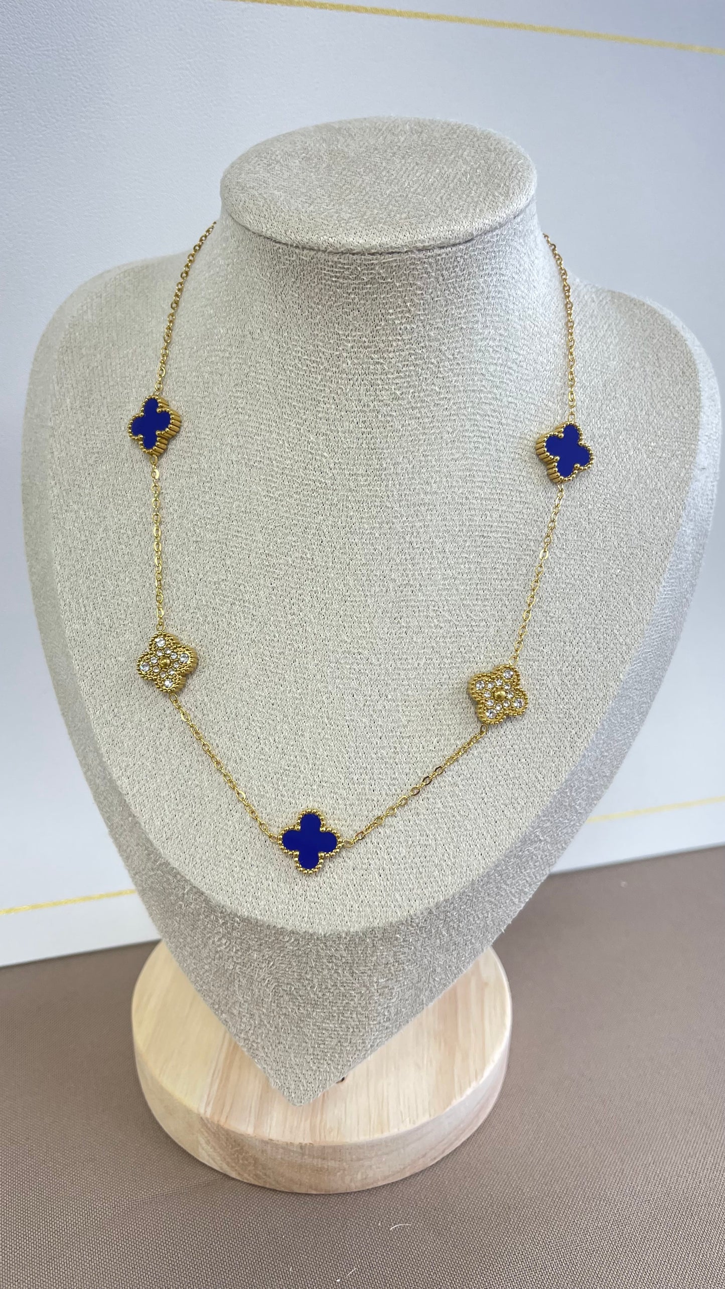 Blue And Zirconia Clover Gold Necklace