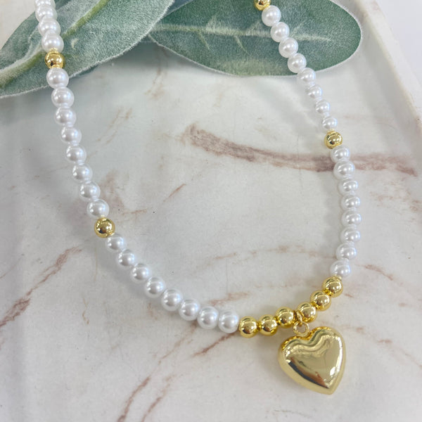 Pearls Necklace With Bubble Gold Heart