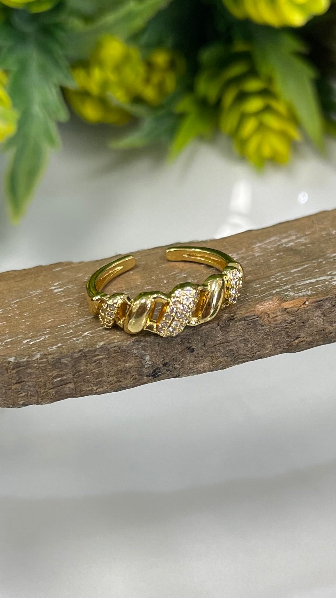 Small Lines With Stones Gold Ring