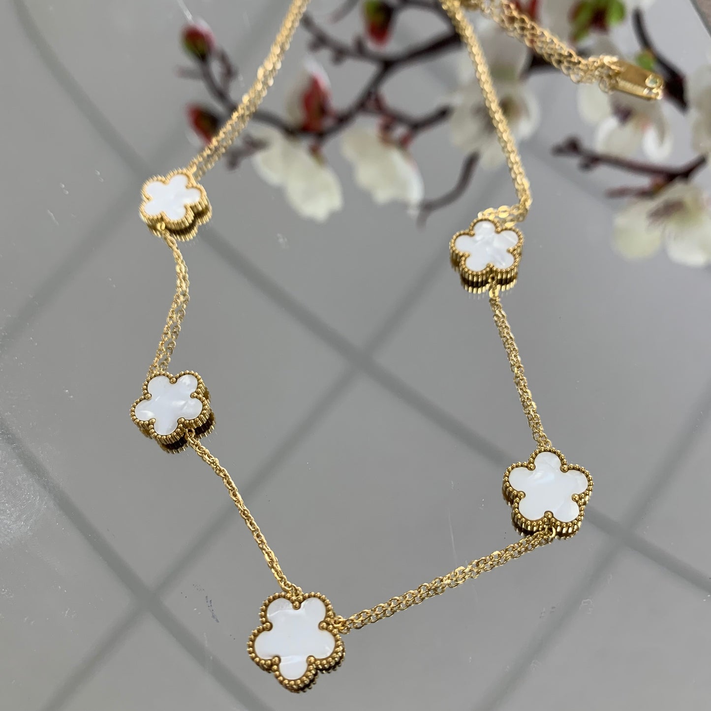 5 Clover White Gold Necklace