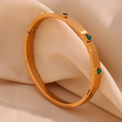 Green Heart Quartz Gold Bangle