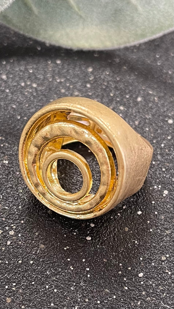 Circles Gold Ring