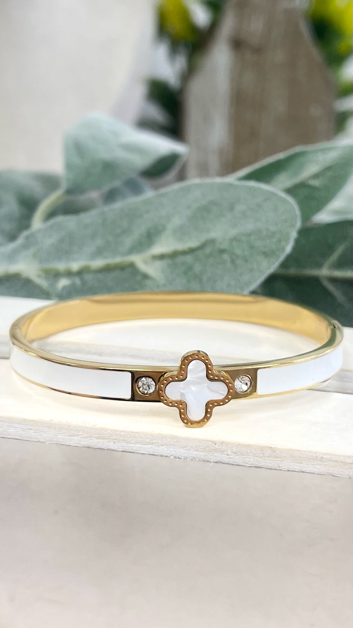 Bangle White Clover