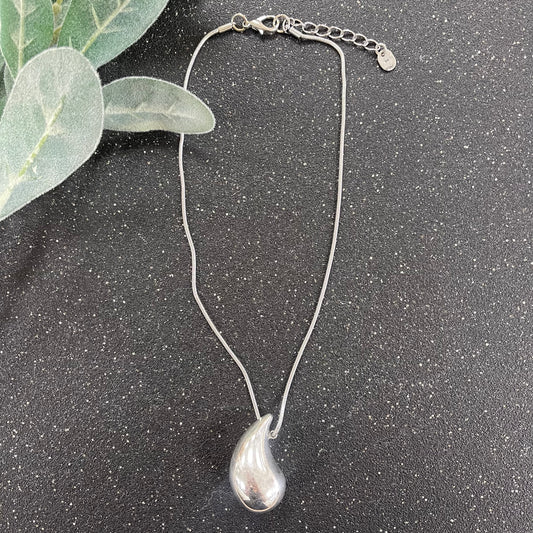 Drop Silver Necklace