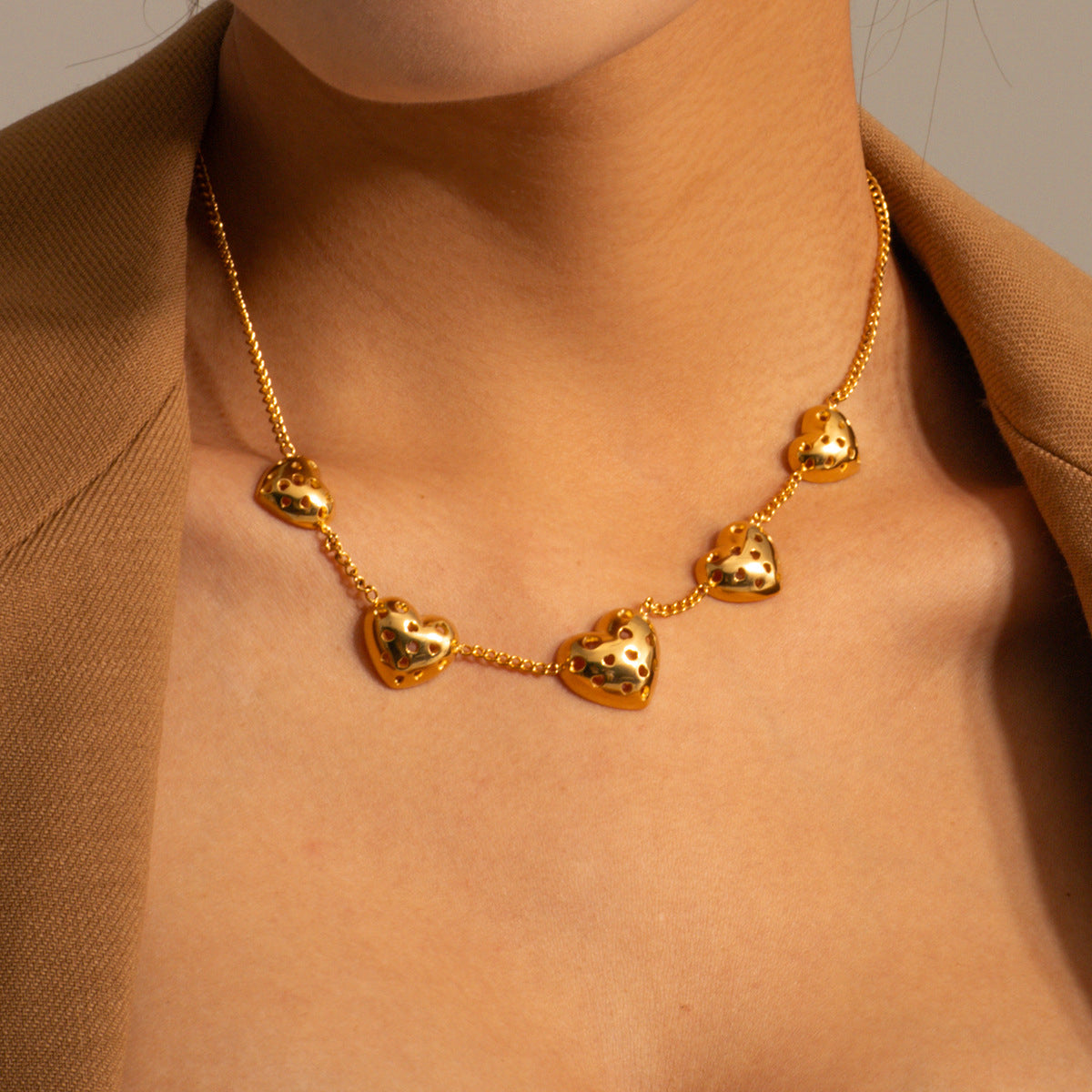 Heart Points Gold Necklace