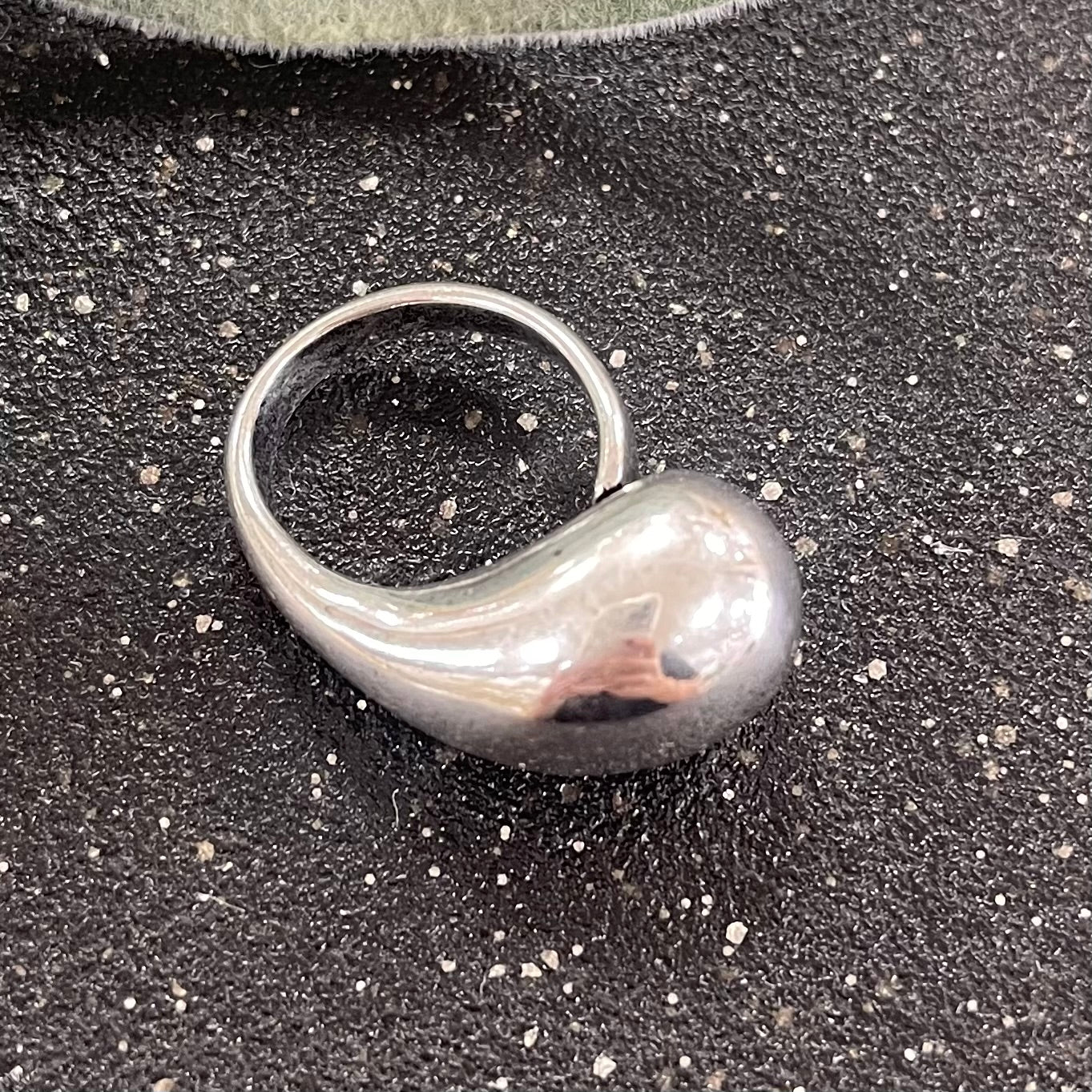 Drop Silver Ring