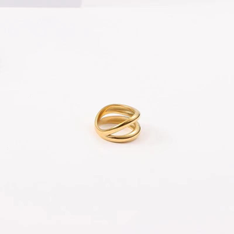 Thick Two Line Gold Ring