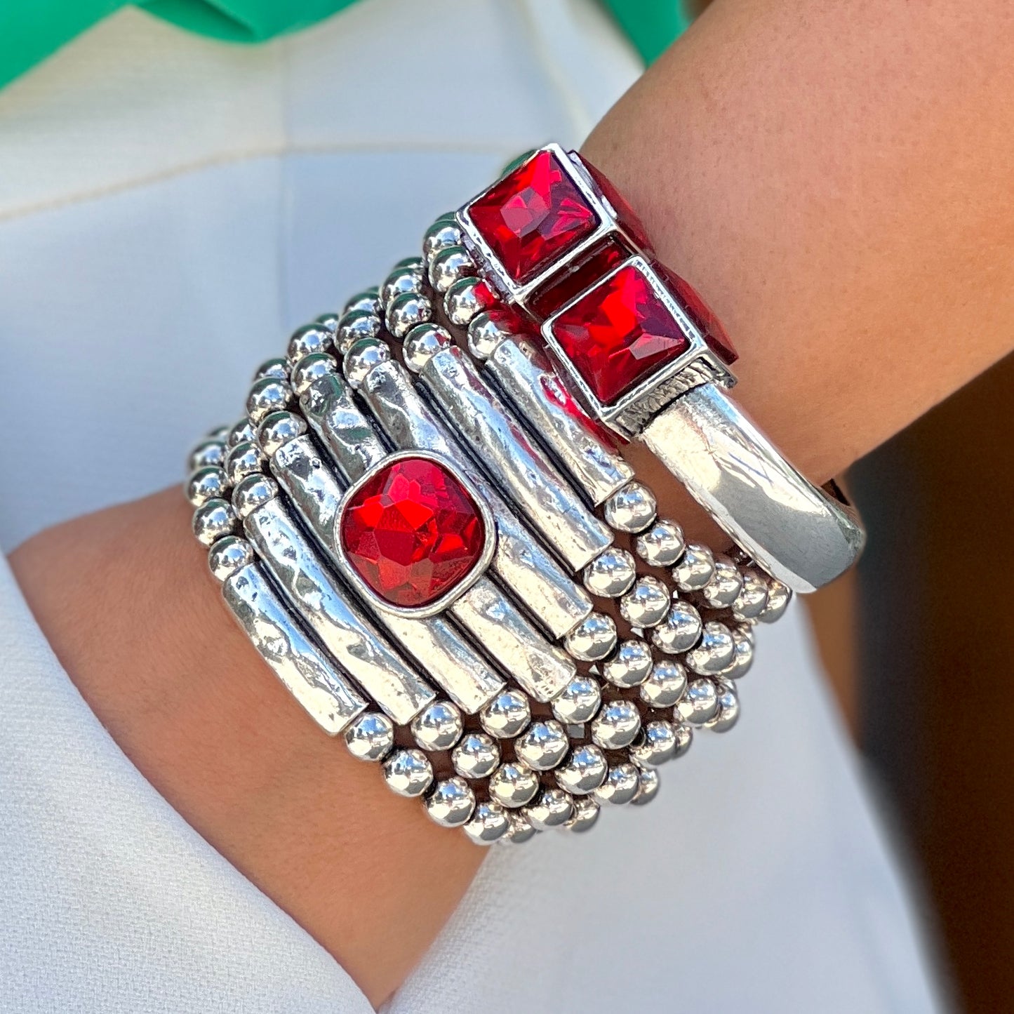 BIG BRACELET WITH 7 LAYER AND RED STONE