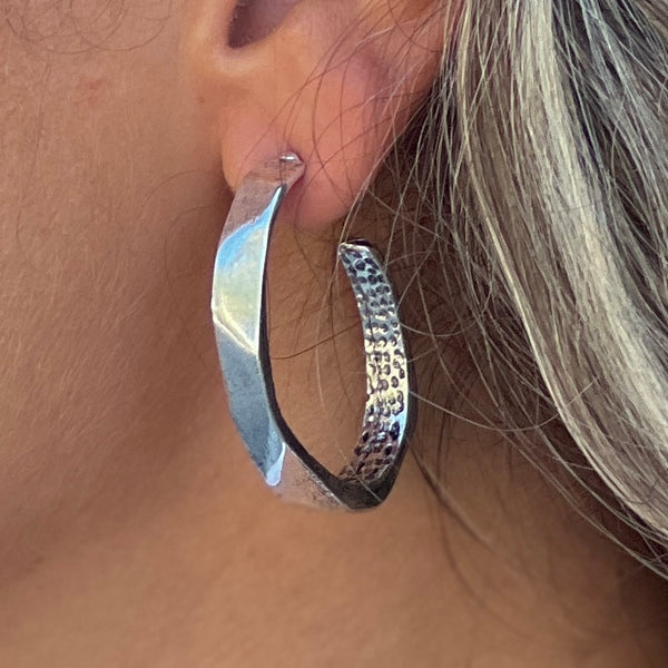 Oval Thick Silver Earring