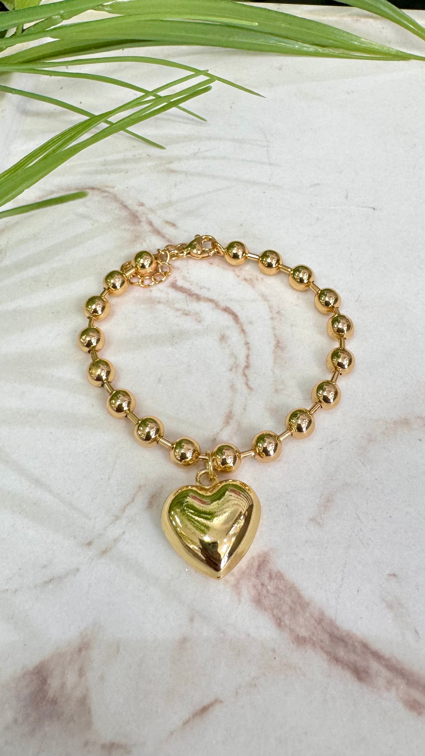 Mid Globe With Heart Bracelet