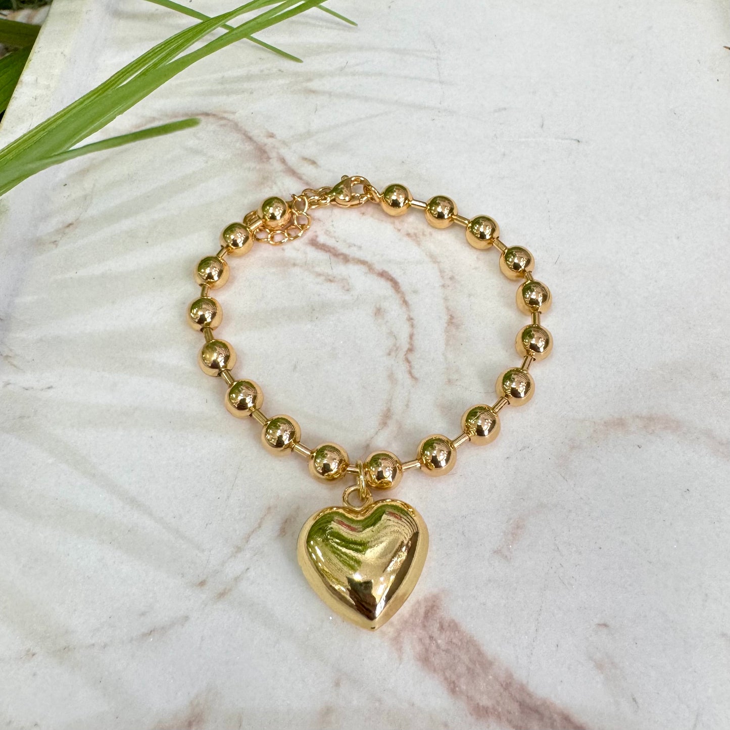 Mid Globe With Heart Bracelet