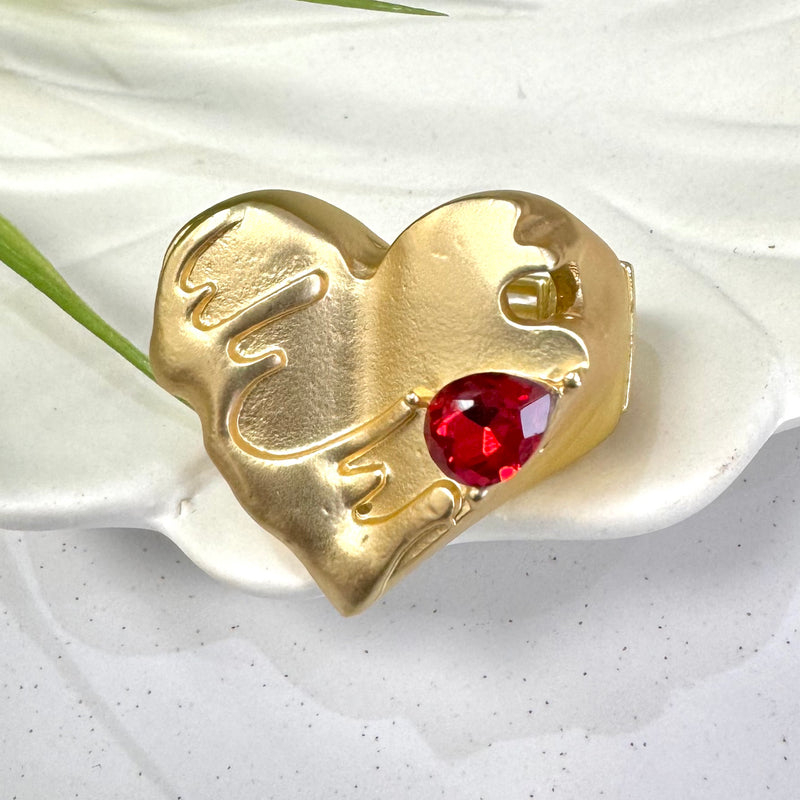 Red Quartz Heart Gold Ring