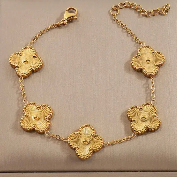 Clover Gold Bracelet