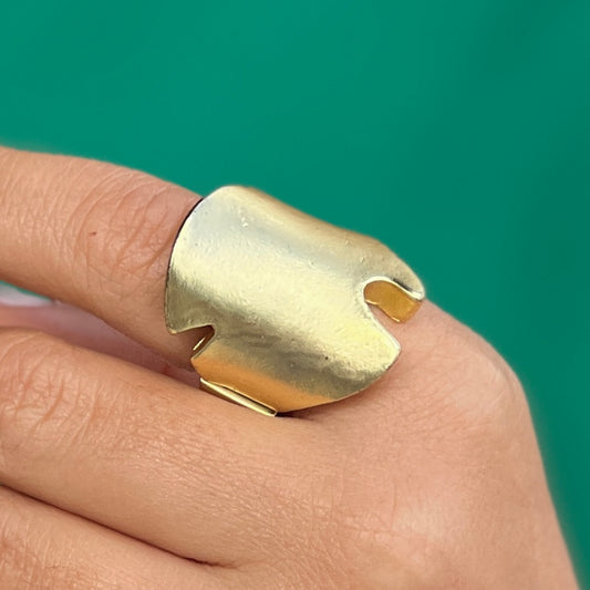 FLAT WAVE GOLD RING