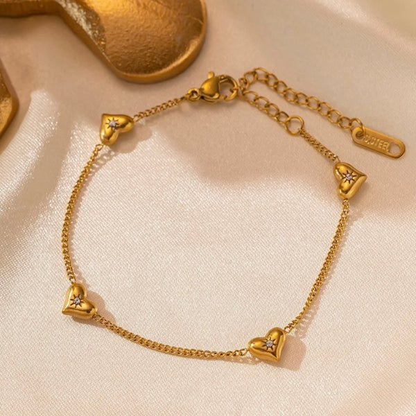 Micro Heart Gold Bracelet