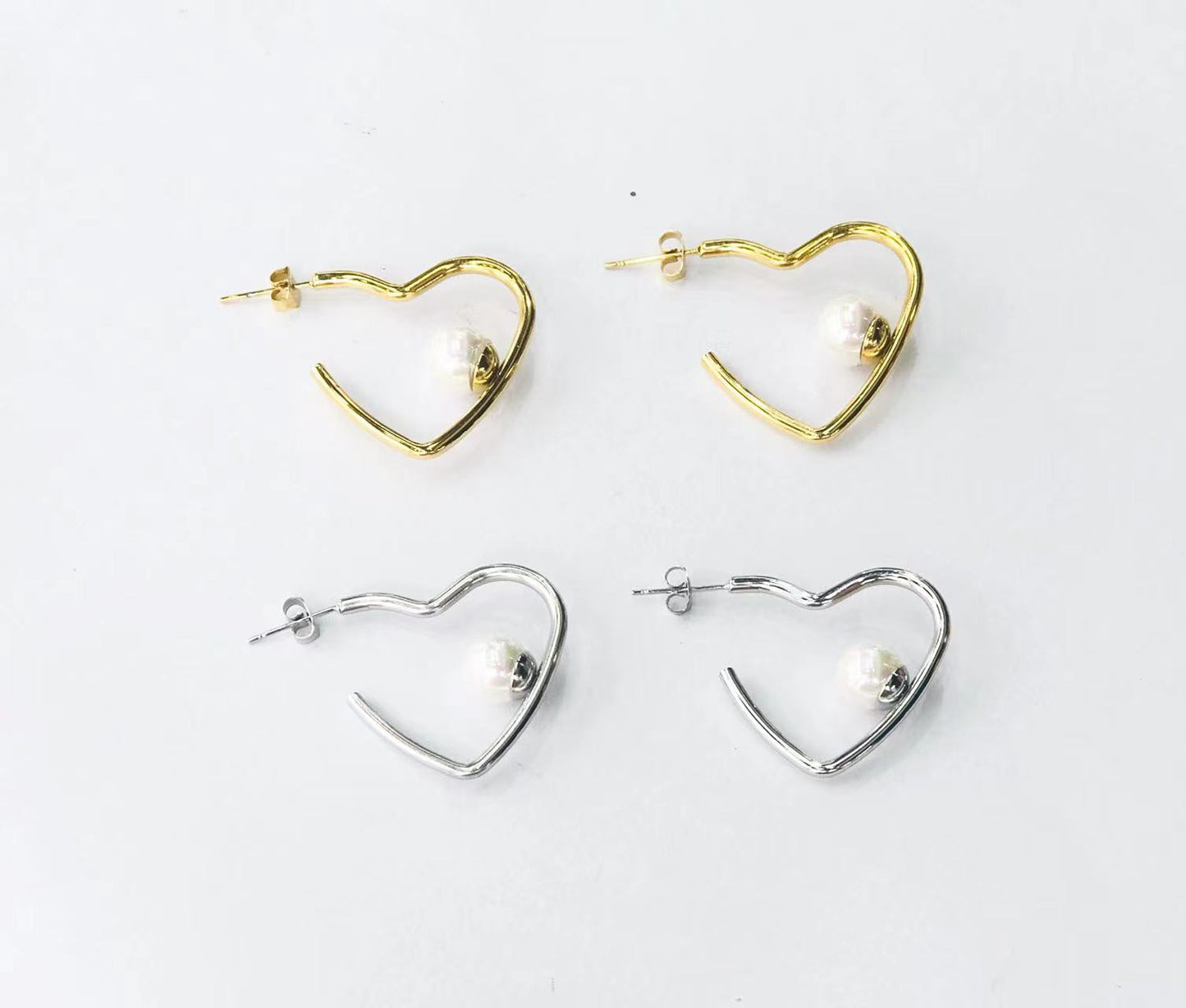 Heart With Pearl Gold Earring