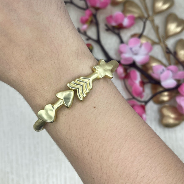 Arrow With Heart and Star Gold Bracelet