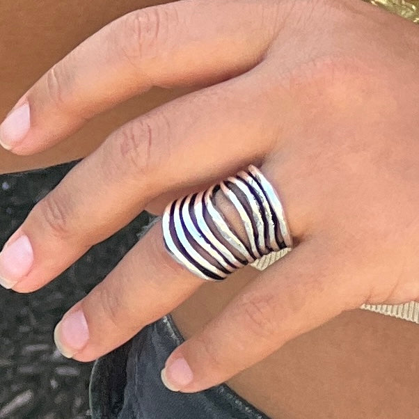 Wavy Silver Ring