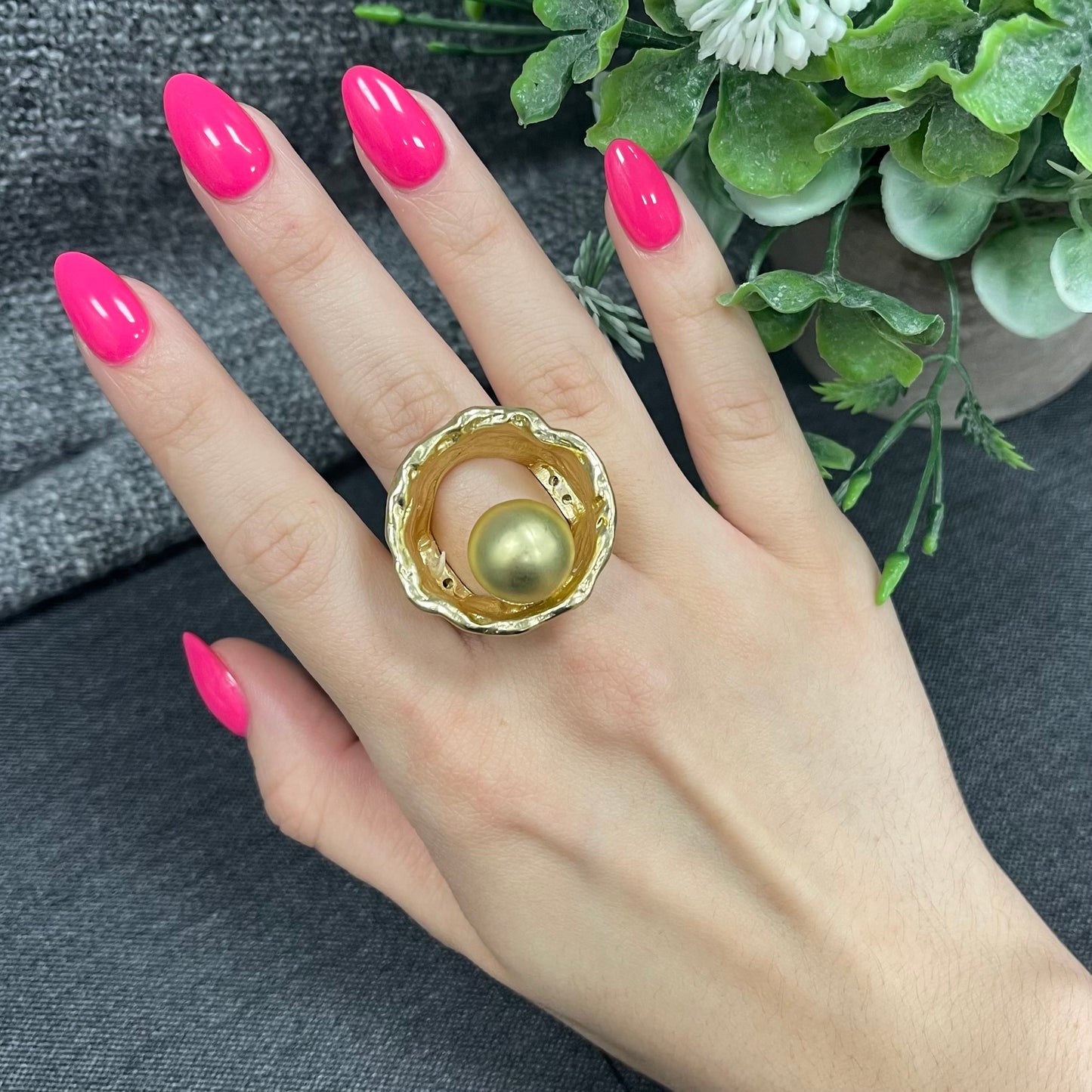 Oyster Gold Ring