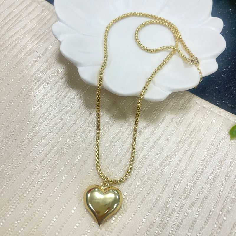 Small Bubble Heart Gold Necklace