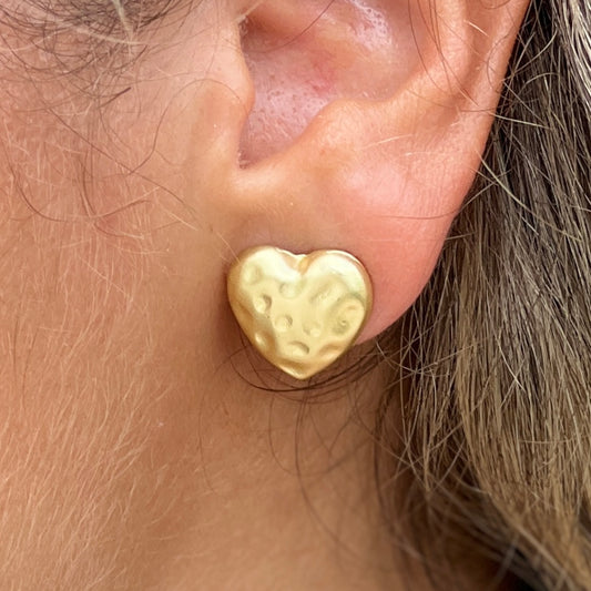 Texture Heart Gold Stud Earring