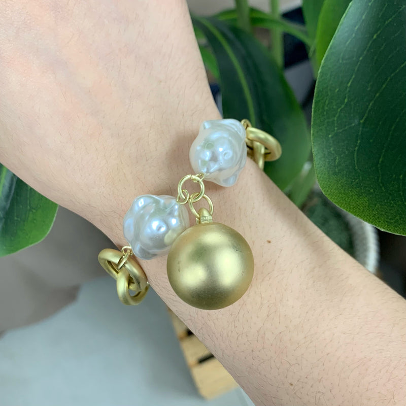 Big Ball With Pearl Gold Bracelet