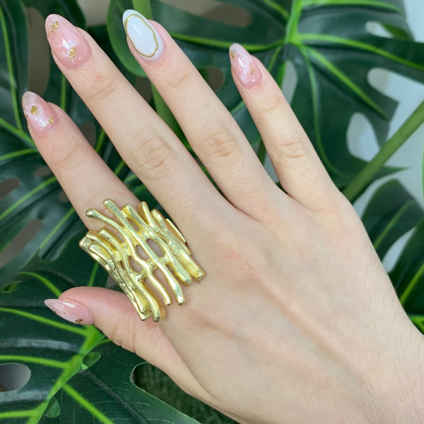 Slat Wave Gold Ring