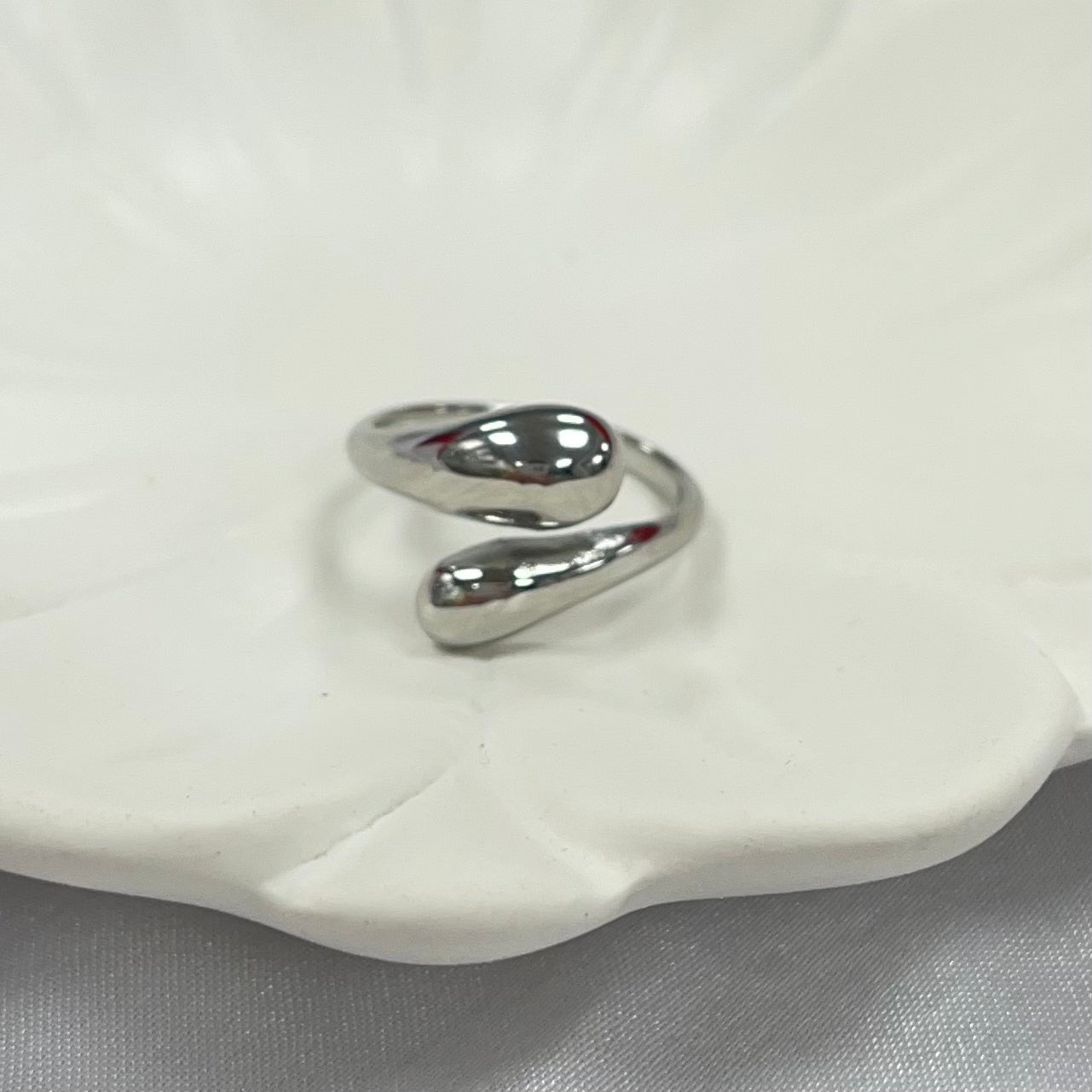 Silver Twist Drop Ring