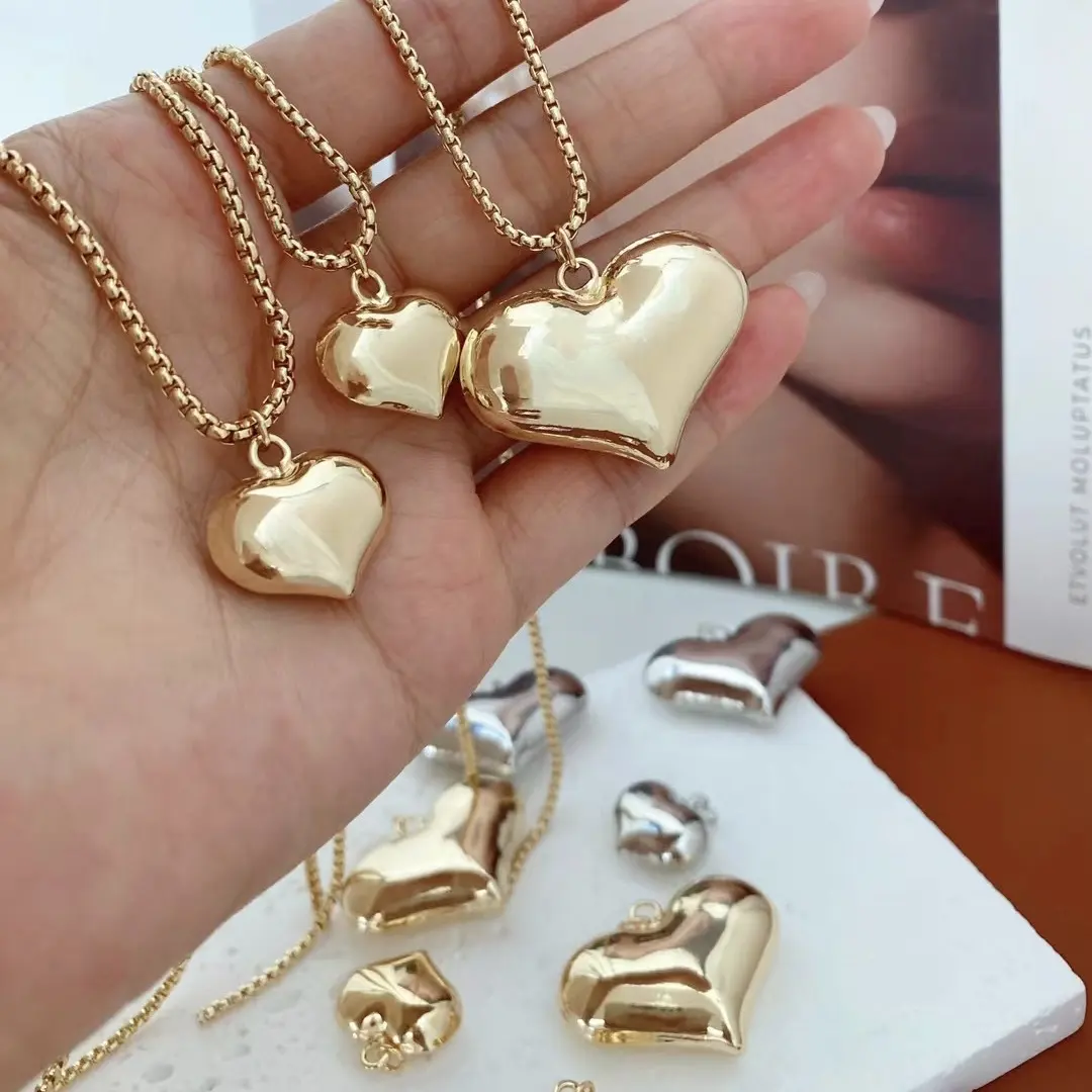 Small Bubble Heart Gold Necklace