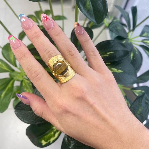 Cat eye Stone Gold Ring