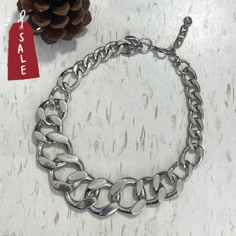 Circular Chain Silver Plated Necklace