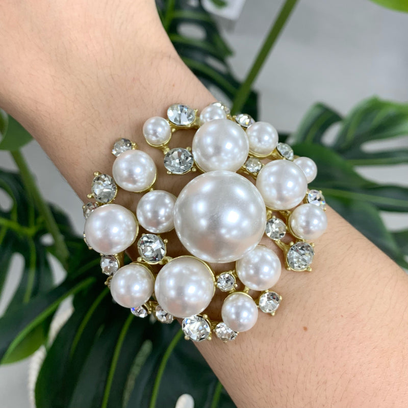 Multi Pearl With Crystal Gold Bracelet