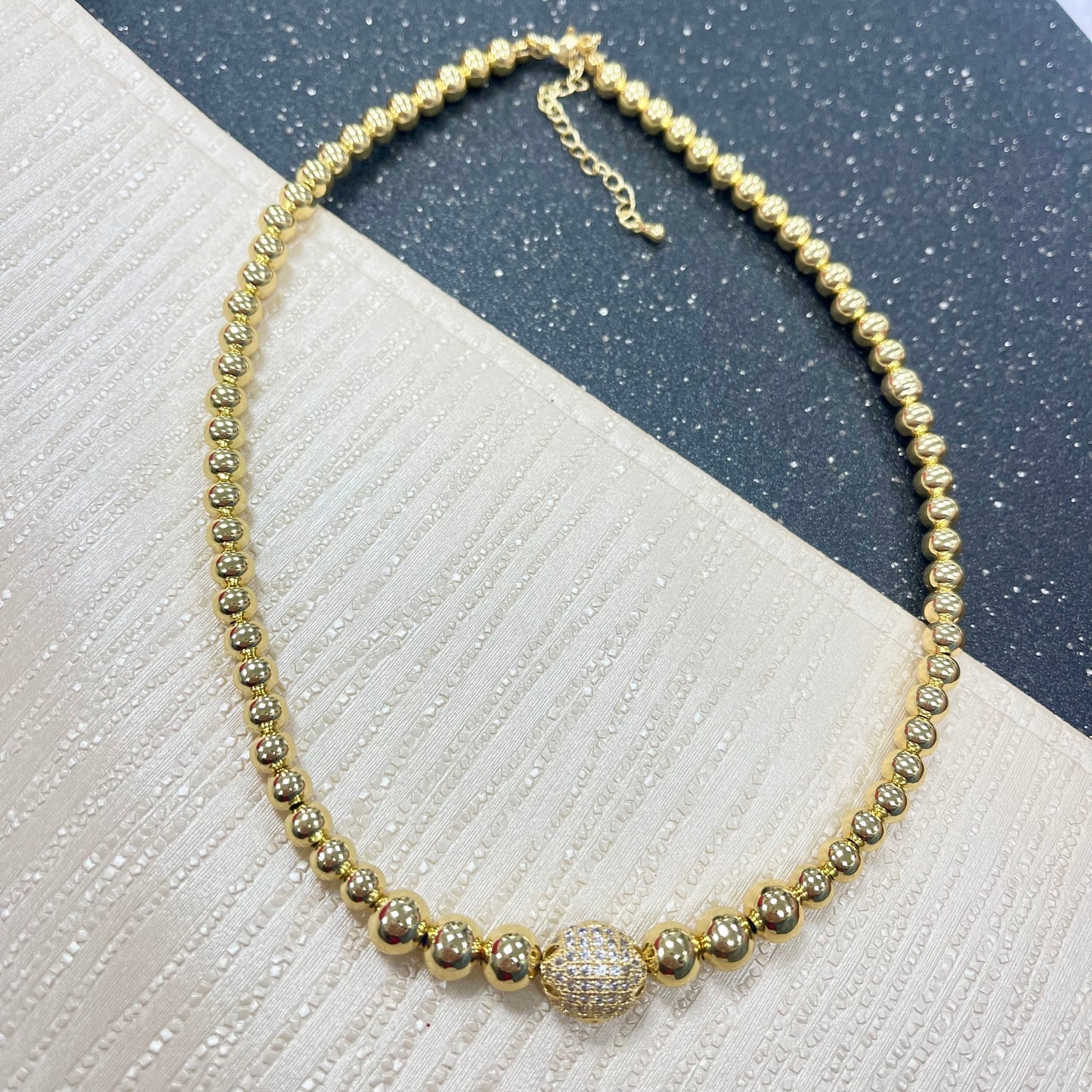 Balls With Globe Quartz Gold Necklace